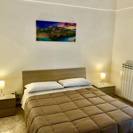 Al Civico 3 Centro Apartment Polignano a Mare Luaran gambar
