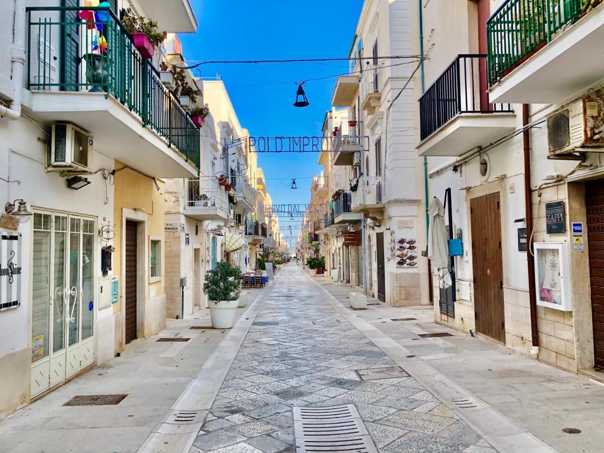 Al Civico 3 Centro Apartment Polignano a Mare Luaran gambar