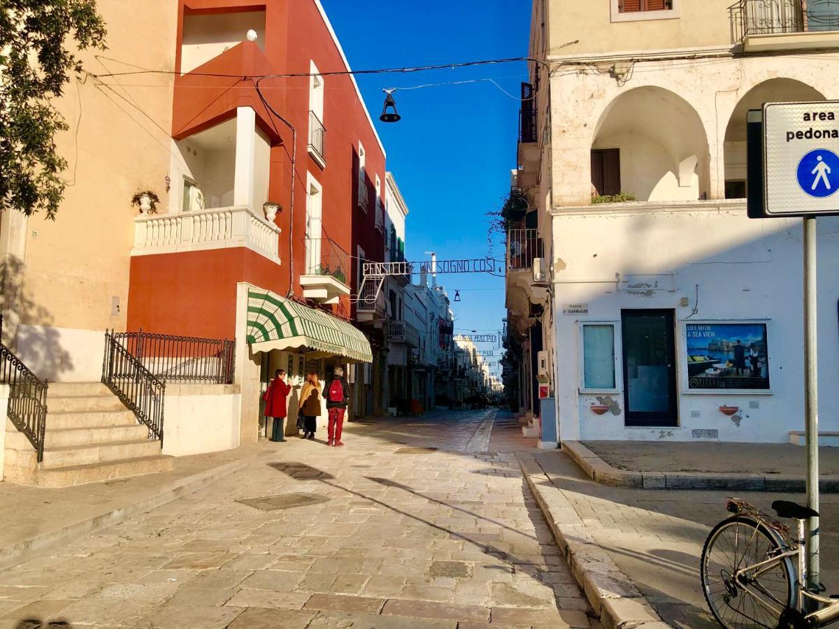 Al Civico 3 Centro Apartment Polignano a Mare Luaran gambar