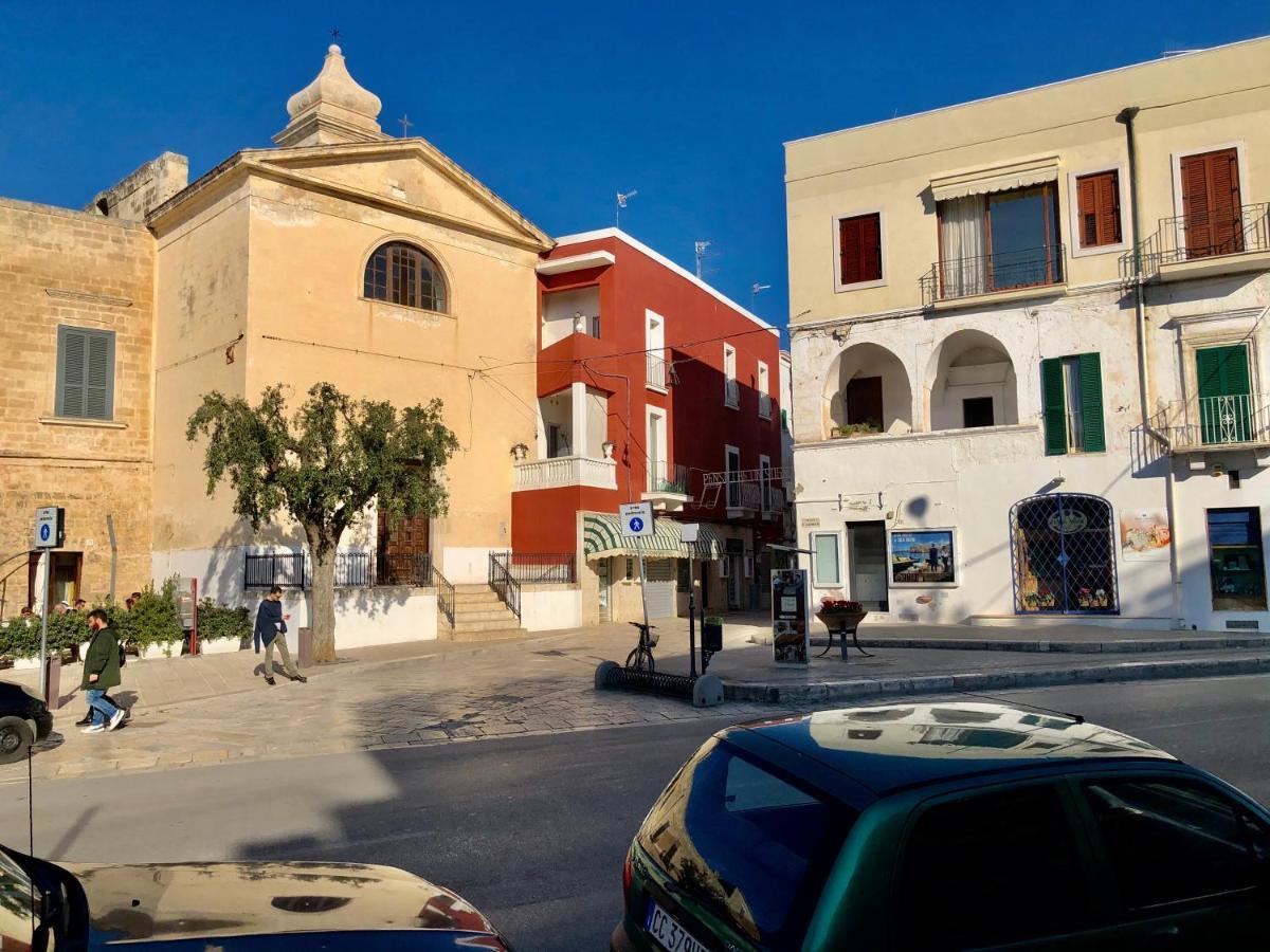 Al Civico 3 Centro Apartment Polignano a Mare Luaran gambar