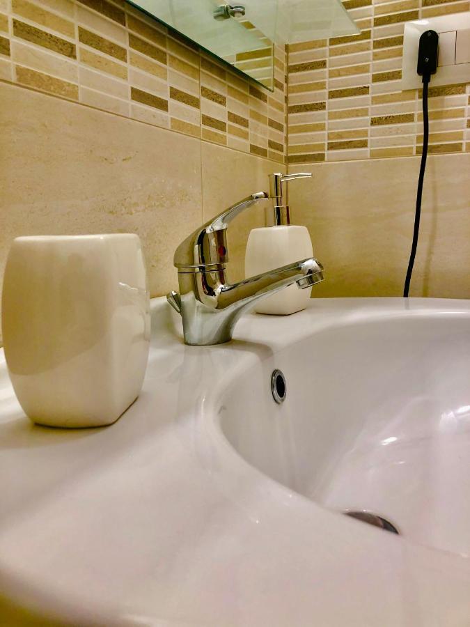 Al Civico 3 Centro Apartment Polignano a Mare Luaran gambar