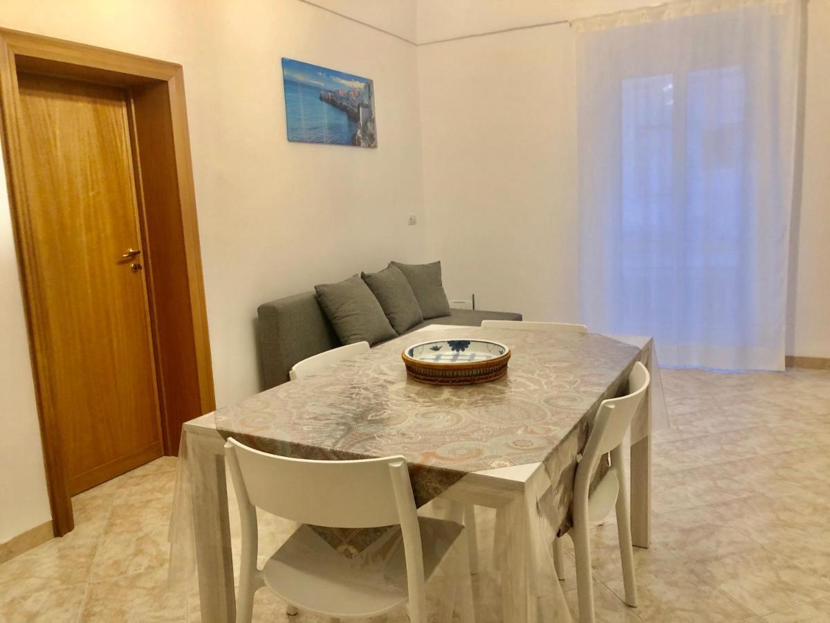 Al Civico 3 Centro Apartment Polignano a Mare Luaran gambar
